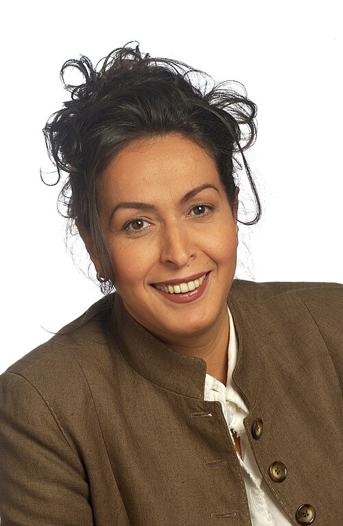 Amina Derbaki Sbai.jpg